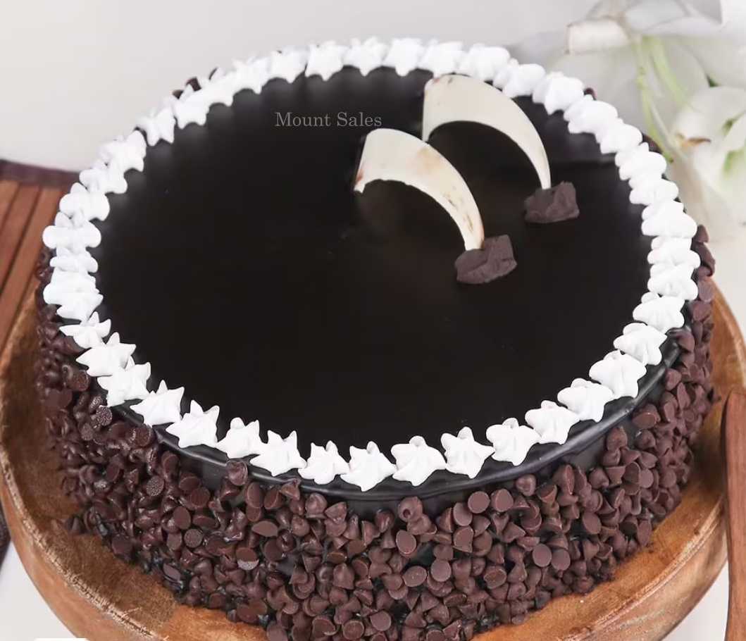 Premium RED N White Velvet Cake